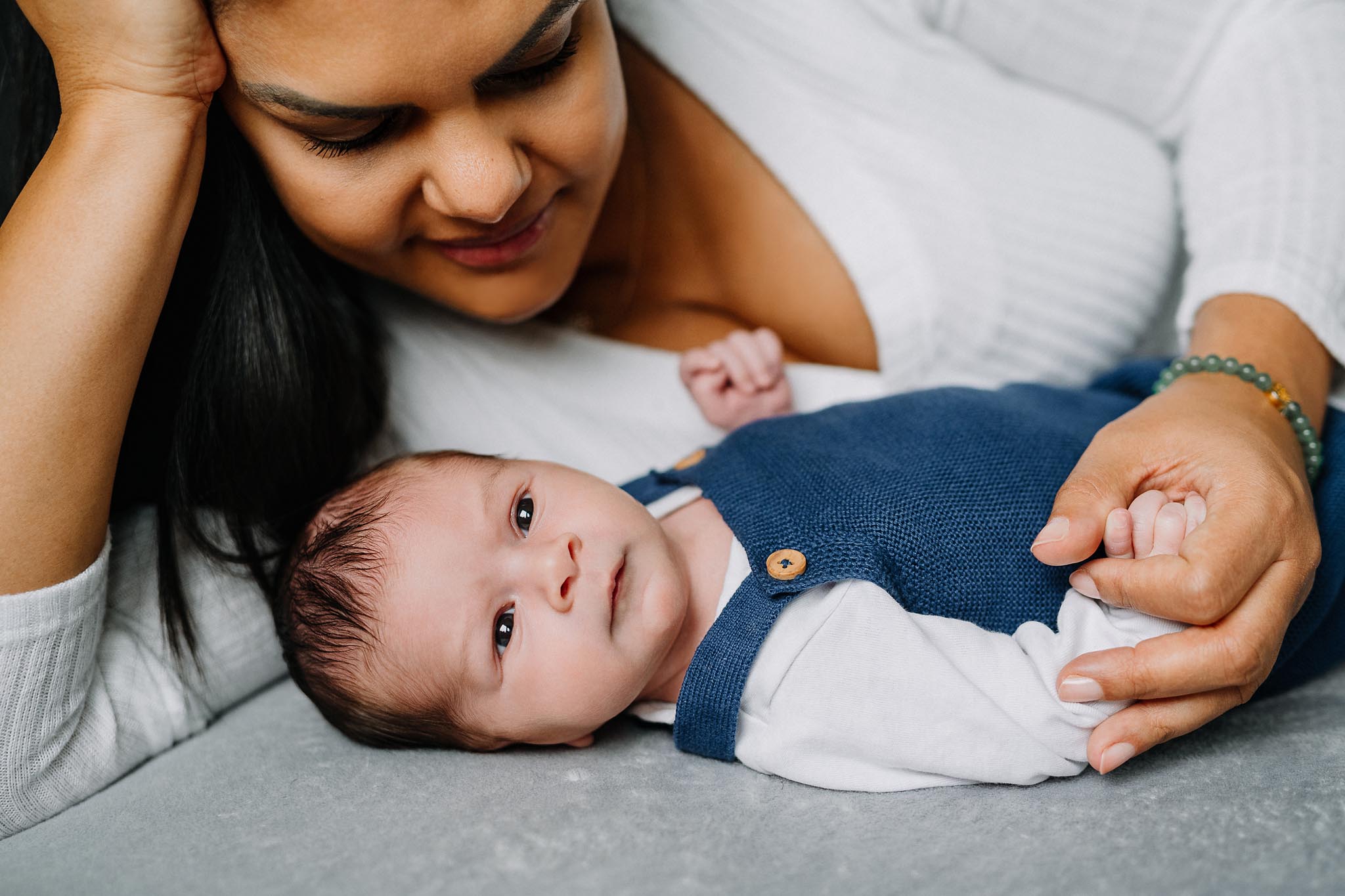 Neugeborenen Fotoshooting zu Hause